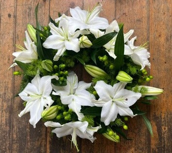 White Lily Wreath