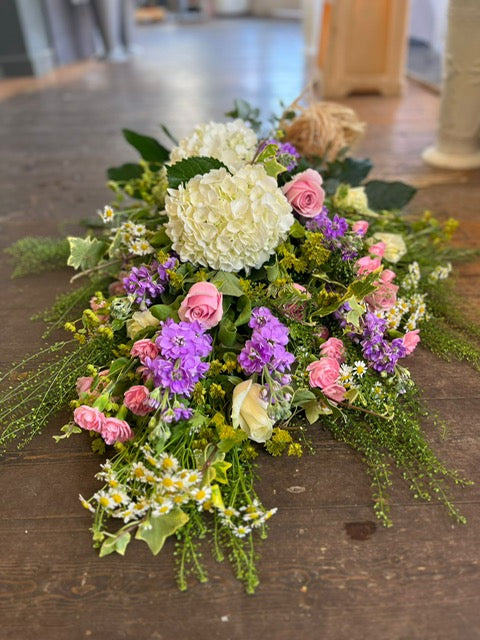 Florist Choice Luxury Tied Sheaf